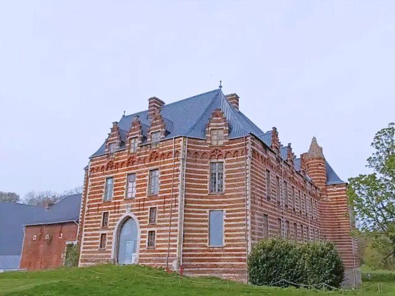 listing card gallery