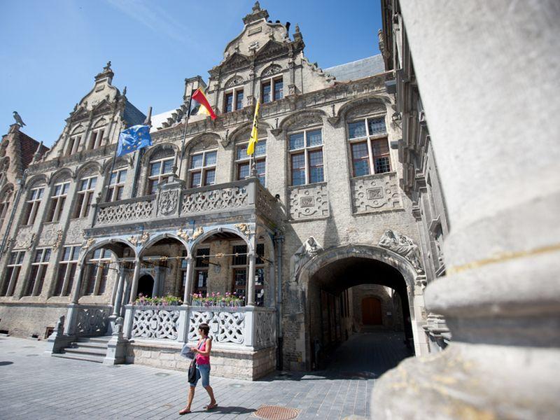 Stad- en Landshuis Veurne